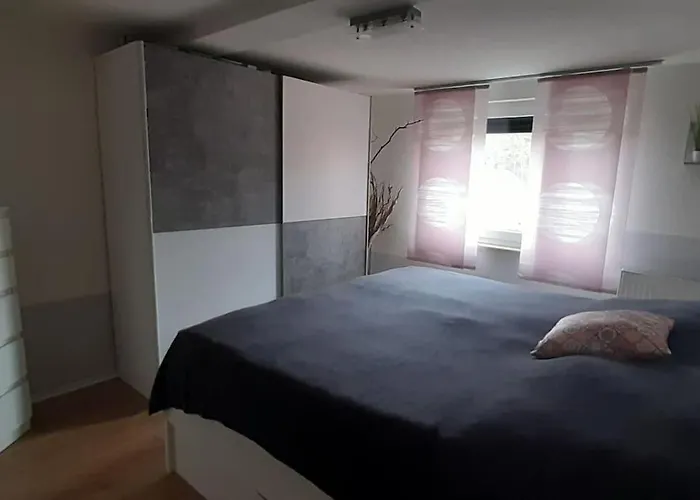 Апартаменты Dg-ferienwohnung Leubsdorf